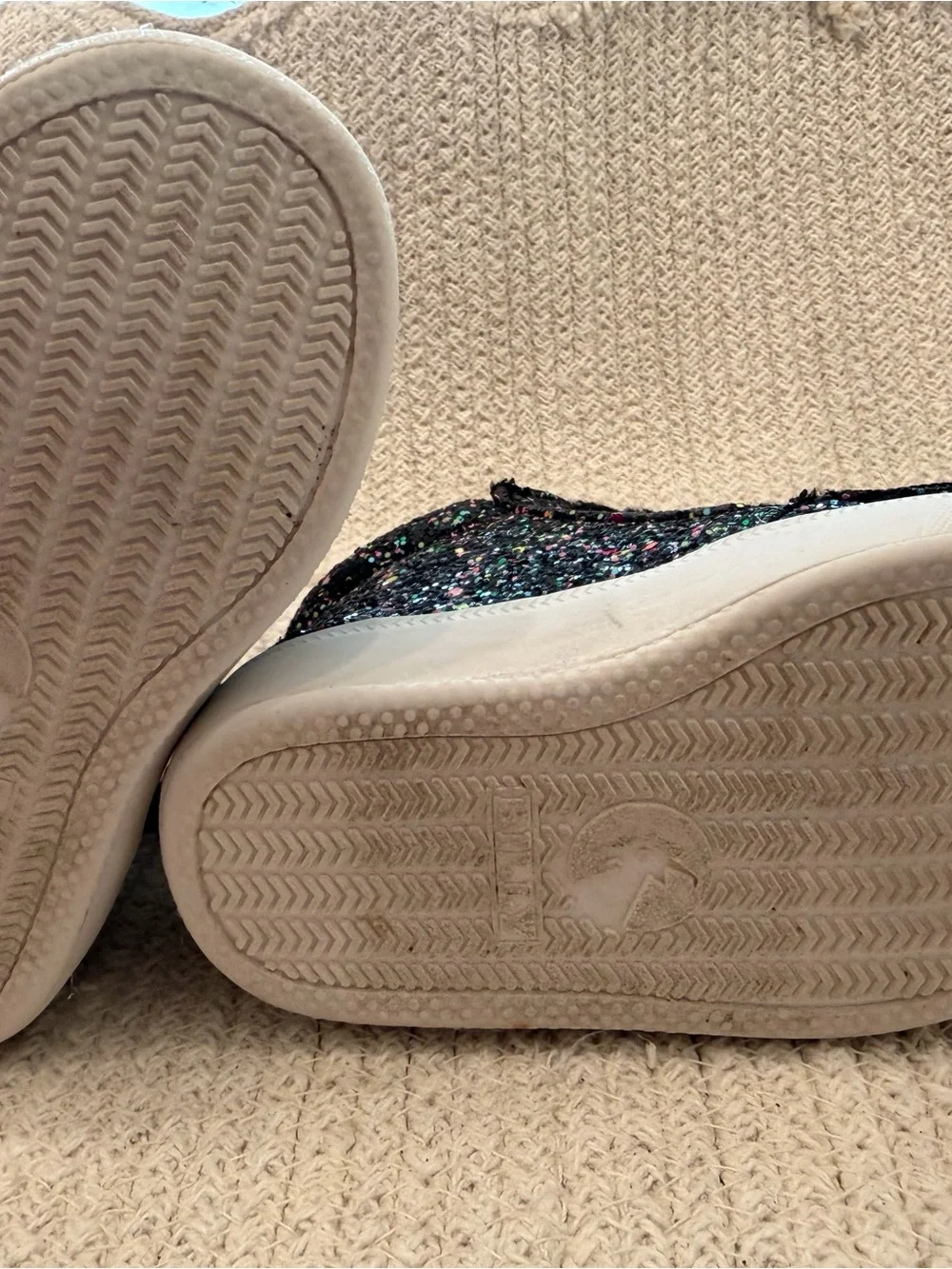 Classic Black High-Top Kids Sneakers with Multicolor Glitter